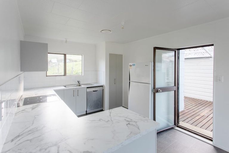 Photo of property in 9 Blake Street, Porangahau, 4291