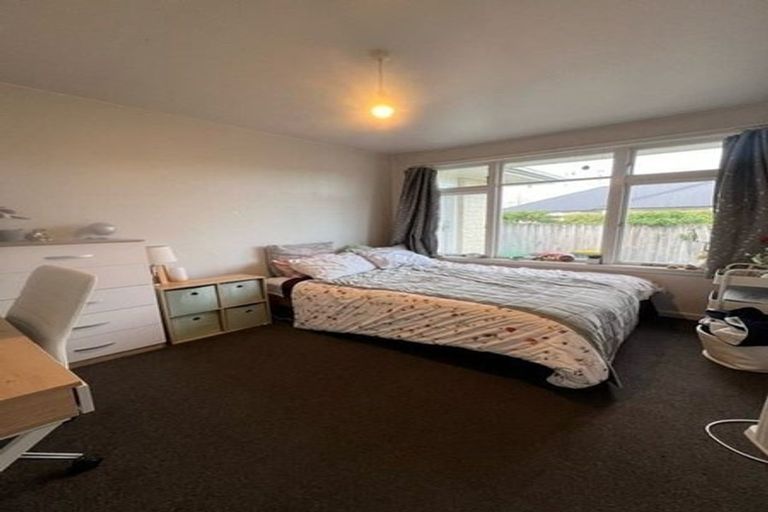 Photo of property in 85 Memorial Avenue, Ilam, Christchurch, 8053