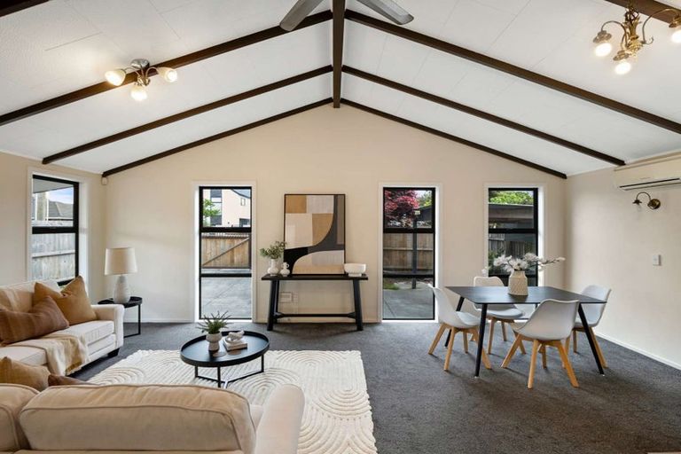 Photo of property in 2/42 Heywood Terrace, Richmond, Christchurch, 8013