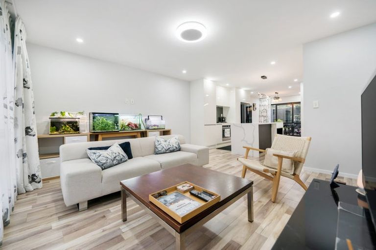 Photo of property in 189a Edmonton Road, Te Atatu South, Auckland, 0610