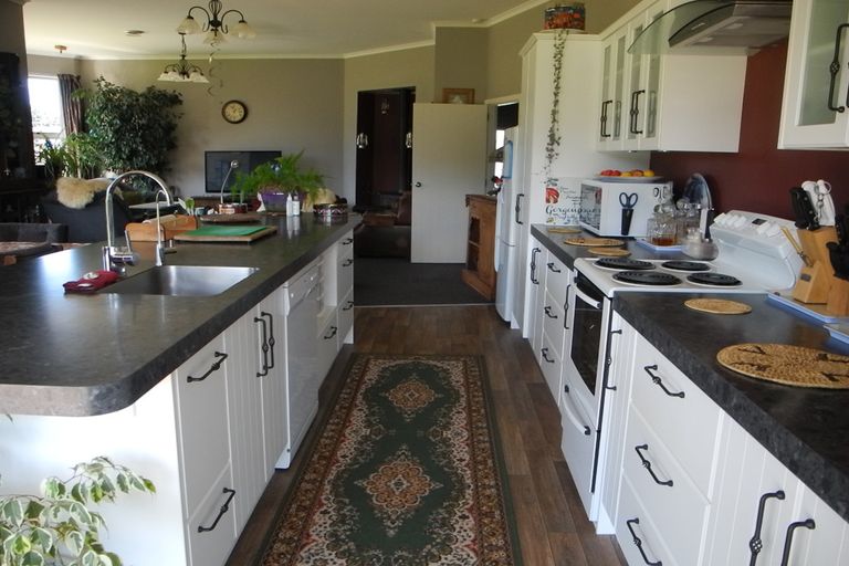 Photo of property in 14 Studholme Settlement Road, Waimate, 7979