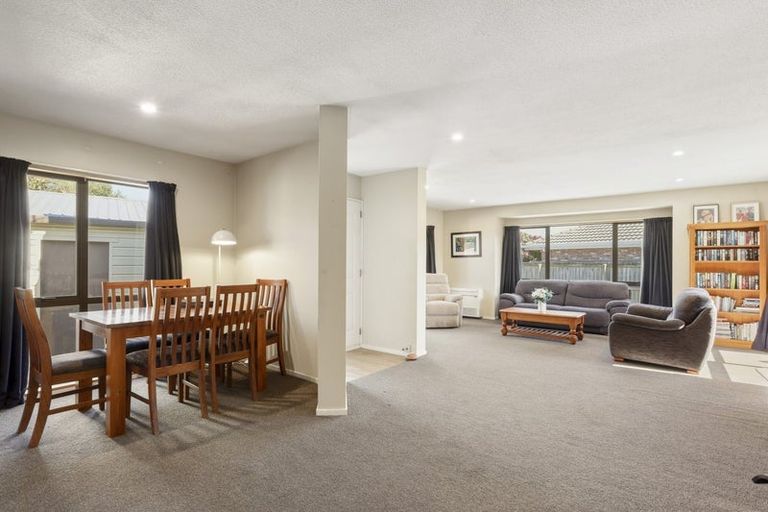 Photo of property in 12 Oldham Place, Darfield, 7510