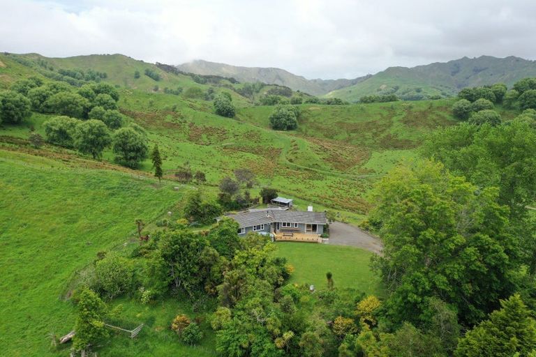 Photo of property in 109 Paremata Branch Road, Tolaga Bay, 4077