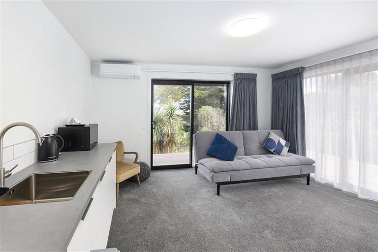 Photo of property in 51 Glendevon Place, Vauxhall, Dunedin, 9013