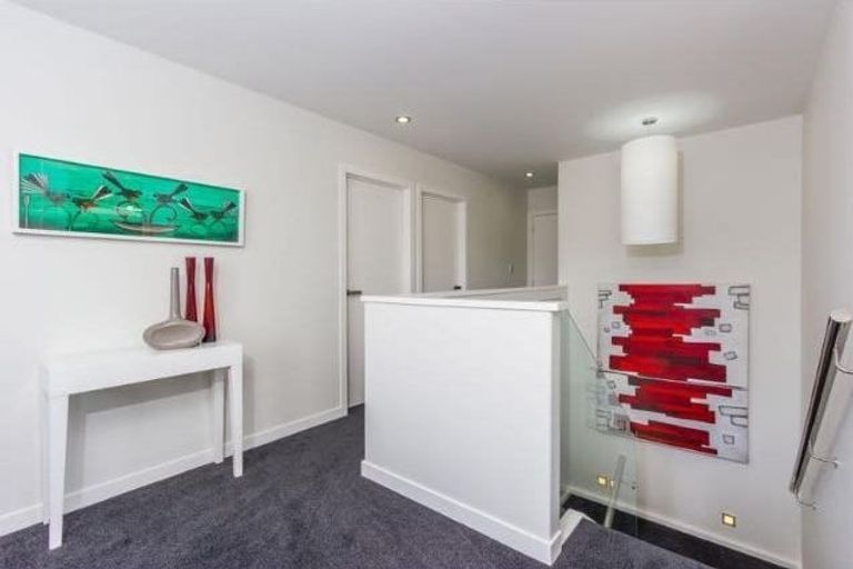 Photo of property in 293b Te Atatu Road, Te Atatu South, Auckland, 0610