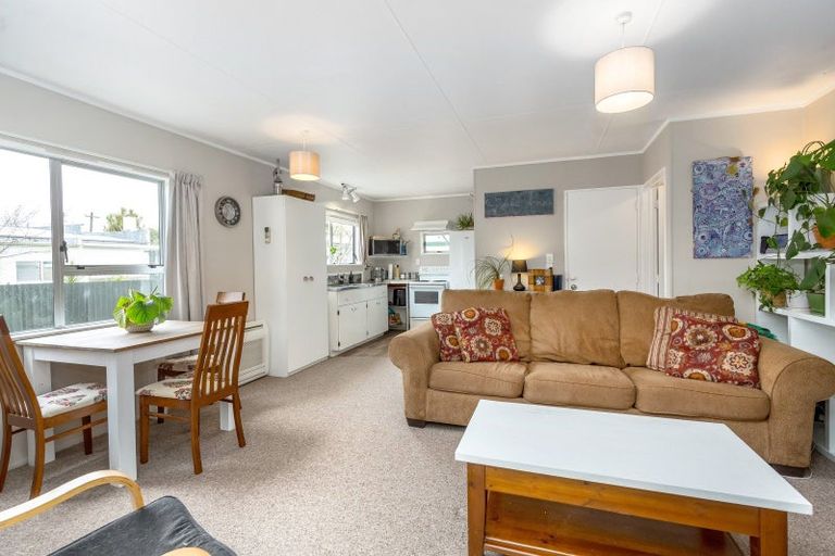 Photo of property in 1a Massey Street, Greytown, 5712