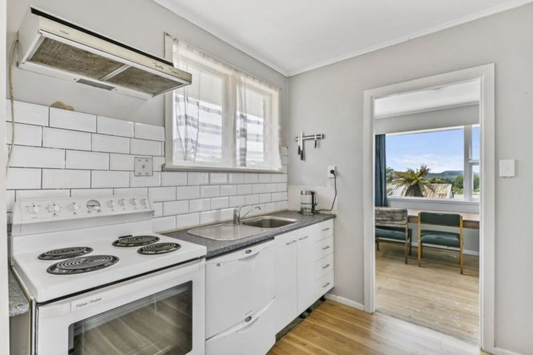 Photo of property in 25a Thomas Crescent, Western Heights, Rotorua, 3015