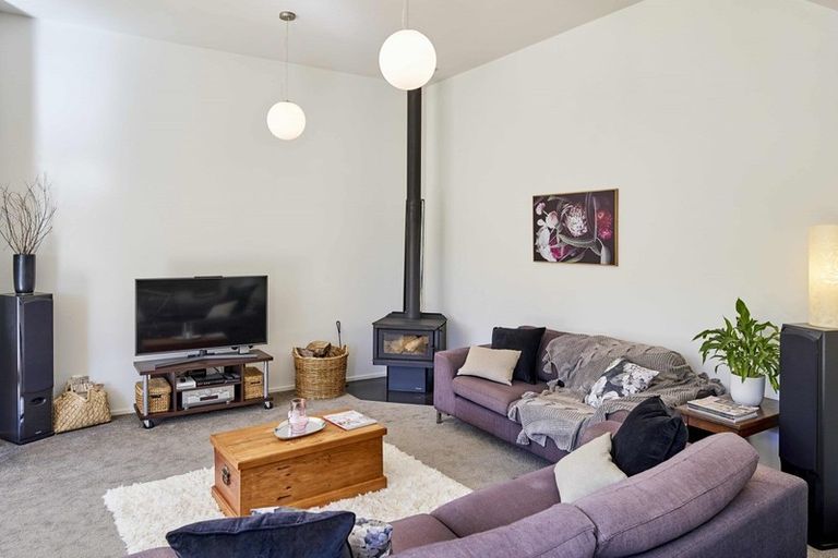 Photo of property in 12 Muri Road, Pukerua Bay, 5026