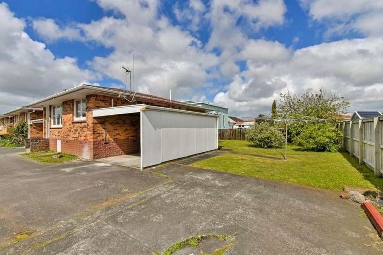 Photo of property in 3/87 Carruth Road, Papatoetoe, Auckland, 2025