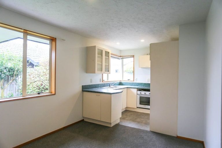 Photo of property in 2/15 Lyndon Street, Riccarton, Christchurch, 8011