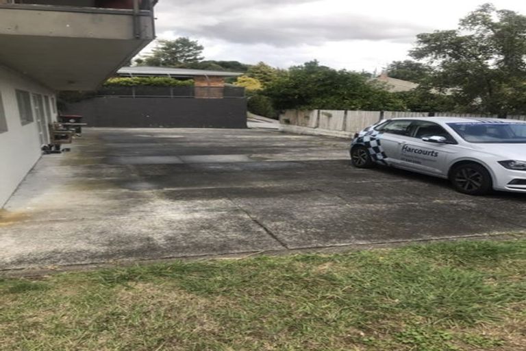 Photo of property in 39 Garthwood Road, Hillcrest, Hamilton, 3216