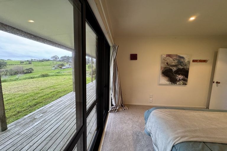 Photo of property in 1435 Old North Road, Helensville, 0875