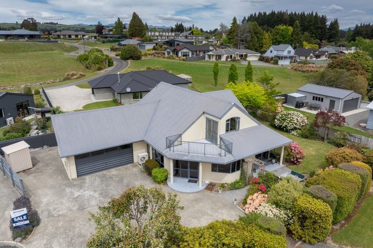 Photo of property in 2 Campbell Court, Te Anau, 9600