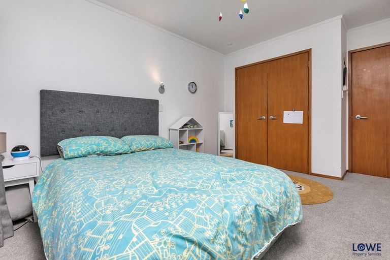 Photo of property in 14 Asbury Crescent, Campbells Bay, Auckland, 0630