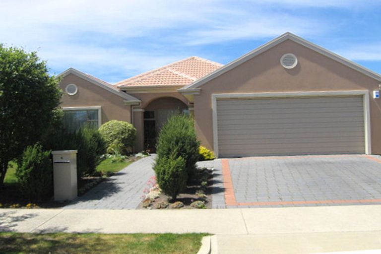 Photo of property in 4 Anglem Way, Northwood, Christchurch, 8051