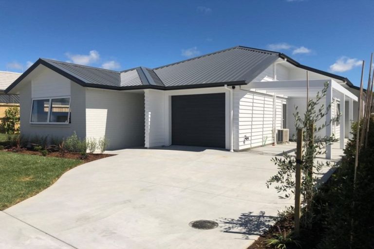Photo of property in 31 Nellie Drive, Kumeu, 0810