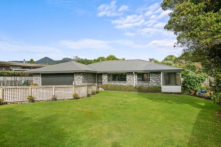 Photo of property in 80 Wairau Road, Oakura, 4314