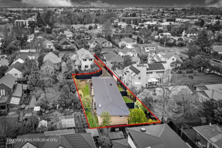 Photo of property in 112a Totara Street, Riccarton, Christchurch, 8041