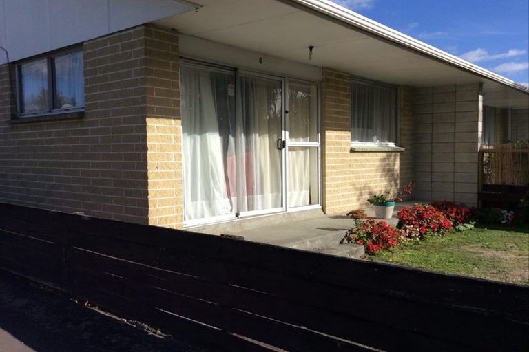 Photo of property in 3/16 Riverbank Street, Ebdentown, Upper Hutt, 5018