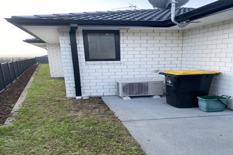 Photo of property in 8 Albatross Lane, Welcome Bay, Tauranga, 3112