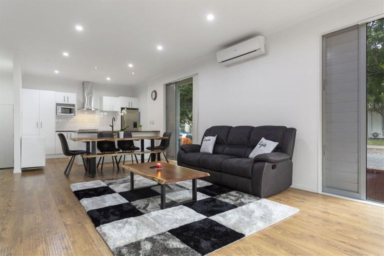 Photo of property in 21 Kauri Drive, Takanini, 2112