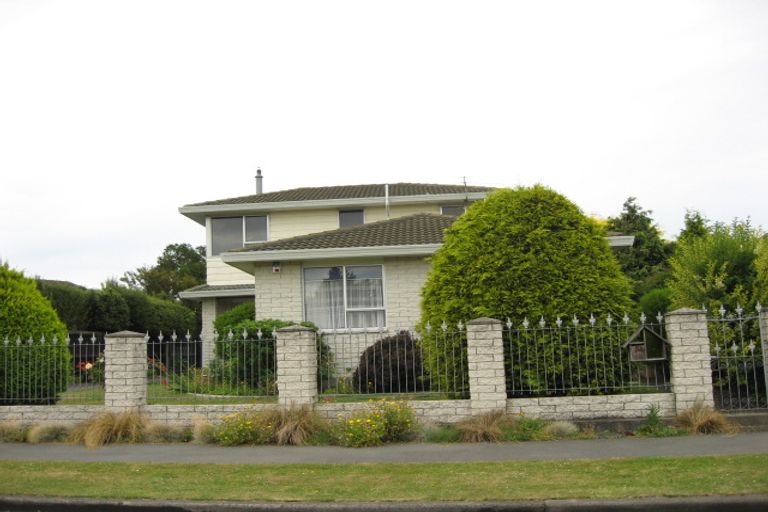 Photo of property in 34 Cowes Street, Avondale, Christchurch, 8061
