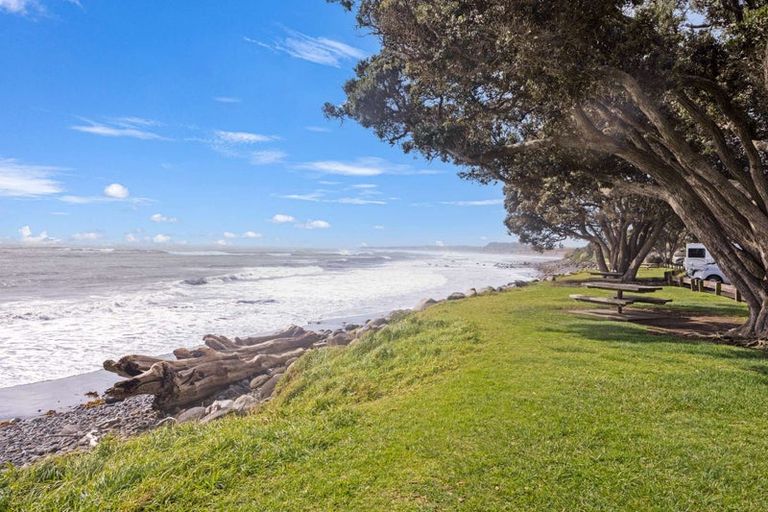 Photo of property in 205b Parklands Avenue, Bell Block, New Plymouth, 4312