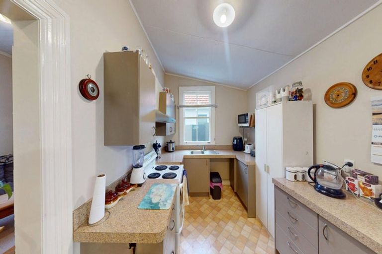 Photo of property in 80 Niblett Street, Whanganui, 4500