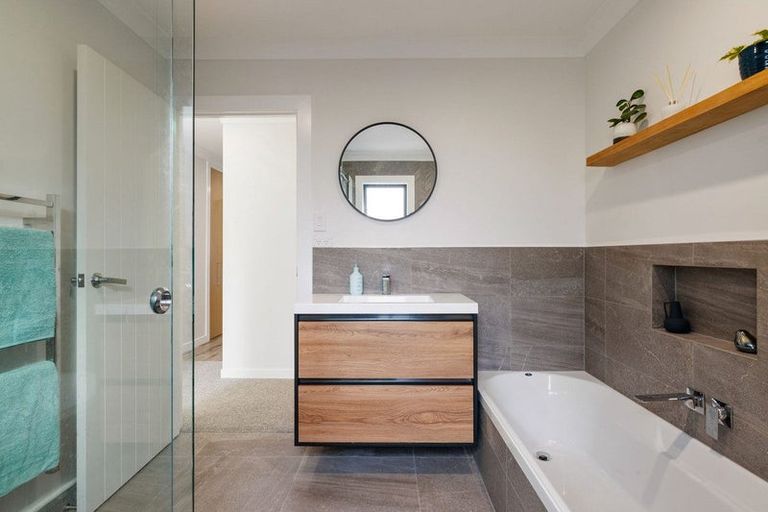 Photo of property in 9 Shadbolt Drive, Leamington, Cambridge, 3432