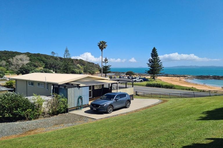 Photo of property in 4 Stratford Drive, Cable Bay, 0420