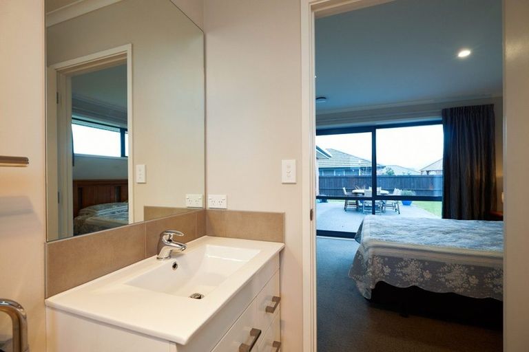 Photo of property in 76 Shearwater Drive, Kaikoura, 7300