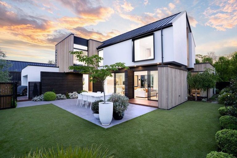 Photo of property in 34d Glandovey Road, Fendalton, Christchurch, 8052