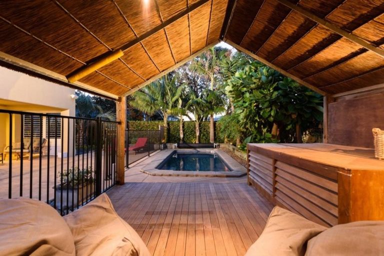 Photo of property in 305 Oceanbeach Road, Mount Maunganui, 3116