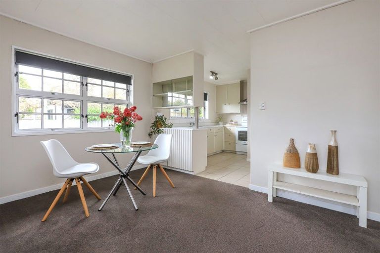 Photo of property in 154/3 Te Mata Road, Havelock North, 4130