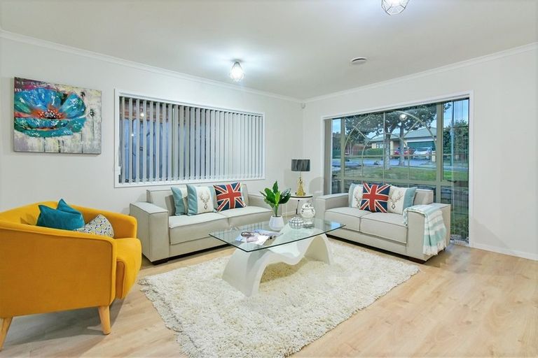 Photo of property in 41 Robin Brooke Drive, Flat Bush, Auckland, 2019