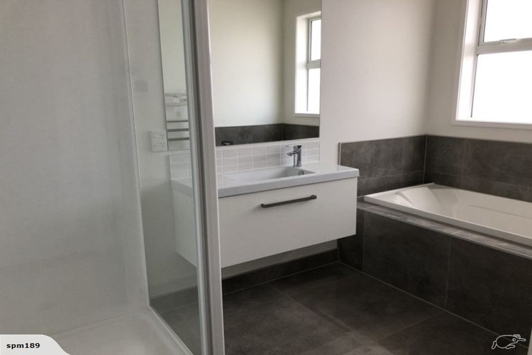 Photo of property in 72 Ormonde Drive, Silverdale, 0932