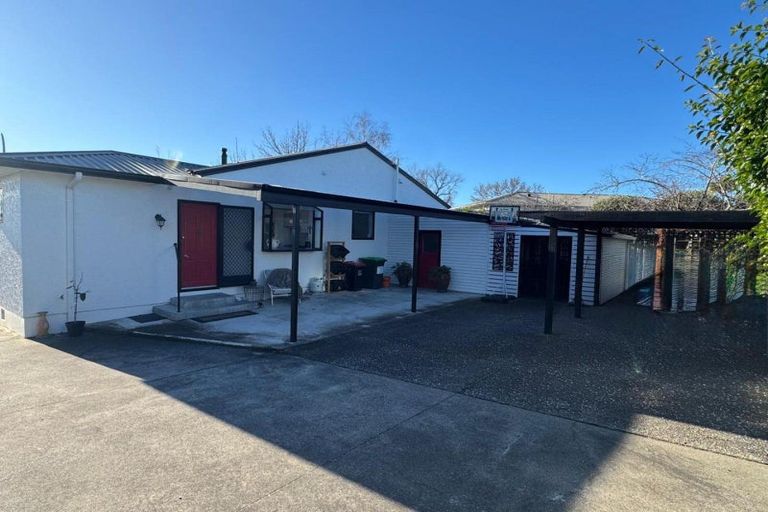 Photo of property in 48 Te Mata Road, Havelock North, 4130