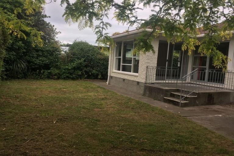 Photo of property in 10 Reeves Road, Opawa, Christchurch, 8023