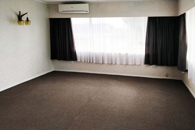 Photo of property in 1/11 Ashdown Place, Pahurehure, Papakura, 2113