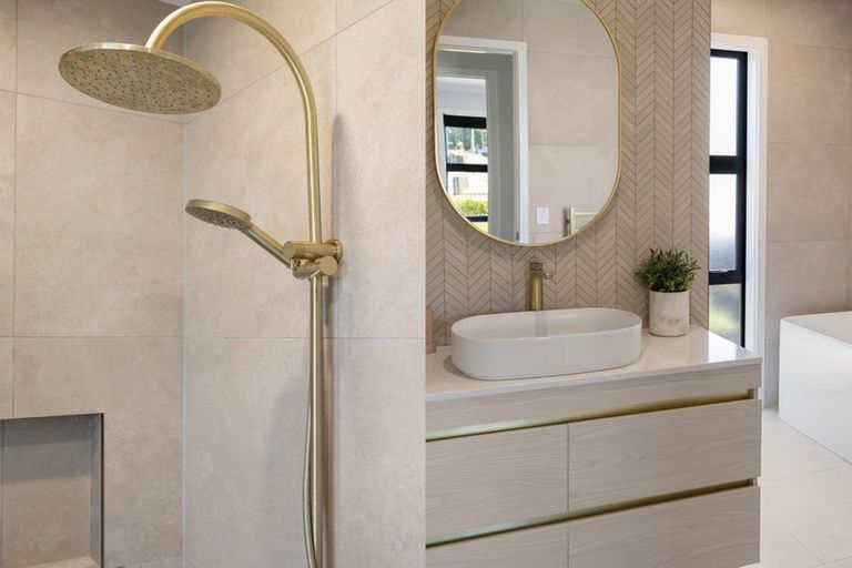 Photo of property in 28 Acacia Avenue, Kihikihi, Te Awamutu, 3800