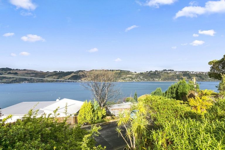 Photo of property in 11 Junction Road, Ravensbourne, Dunedin, 9022