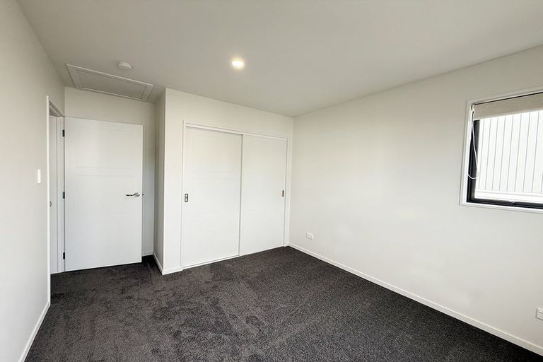 Photo of property in 52a Crestview Rise, Papakura, 2110