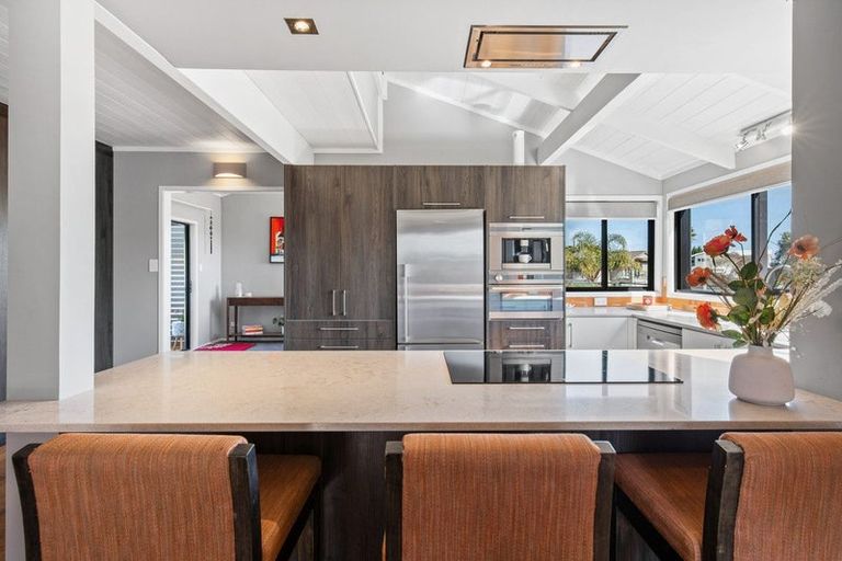 Photo of property in 76 Torkar Road, Clarks Beach, 2122