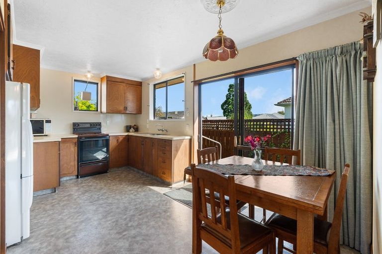 Photo of property in 16 Irvine Street, Mosgiel, 9024