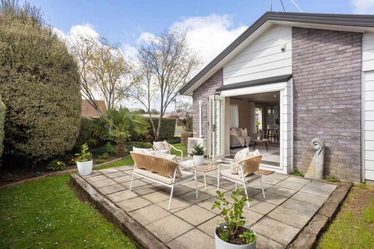 Photo of property in 54 Browning Street, Leamington, Cambridge, 3432