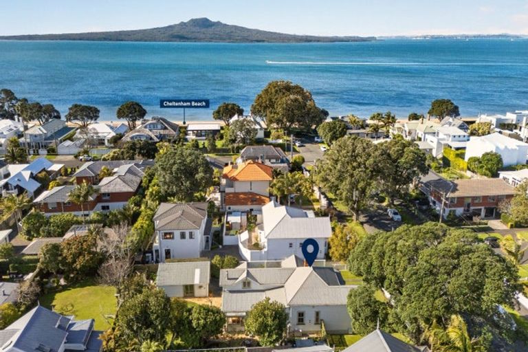 Photo of property in 5 Matai Road, Devonport, Auckland, 0624
