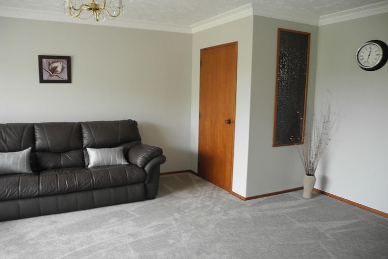 Photo of property in 11 Oxford Street, Waimate, 7924