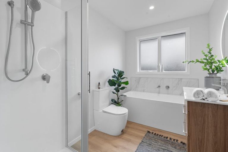 Photo of property in 471 High Street South, Carterton, 5713