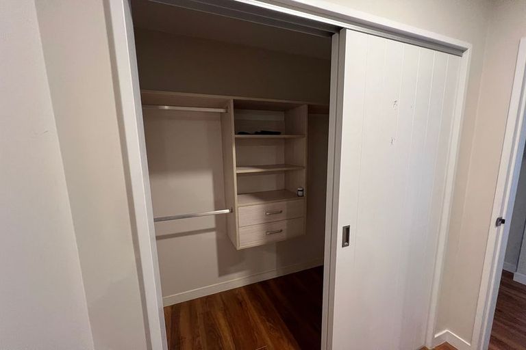 Photo of property in 9 Waterview Road, Favona, Auckland, 2024