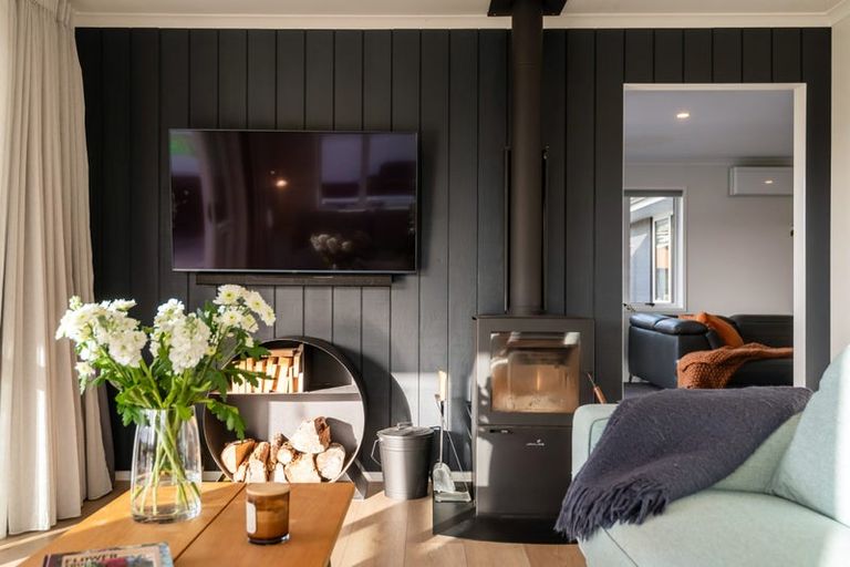 Photo of property in 9 Awatiro Drive, Kaukapakapa, 0871